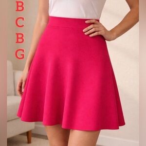 BCBGMaxAzria Vibrant Red A-Line Skirt and very stylish 🔴